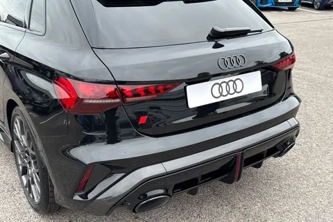  Audi RS 3 2.5 TFSI Carbon Black Sportback S Tronic quattro Euro 6 (s/s) 5dr Thumbnail #8