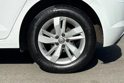 DE19VOC Volkswagen Polo 1.0 EVO SE 5dr | App Connect Thumbnail #10