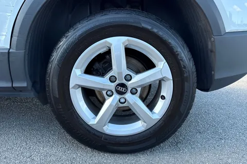 PN21OWZ Audi Q2 Technik 30 TFSI 110 PS 6-speed Thumbnail #11