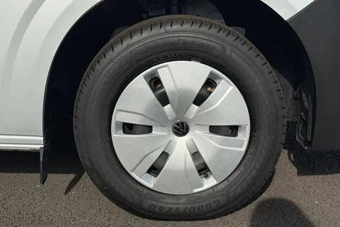 22 of 57 for VOLKSWAGEN TRANSPORTER 2.0 TDI 150 Commerce Plus Van