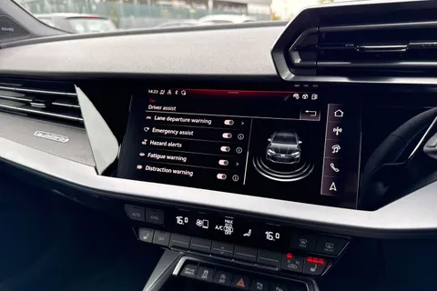  Audi RS 3 2.5 TFSI Carbon Black Sportback S Tronic quattro Euro 6 (s/s) 5dr Thumbnail #53