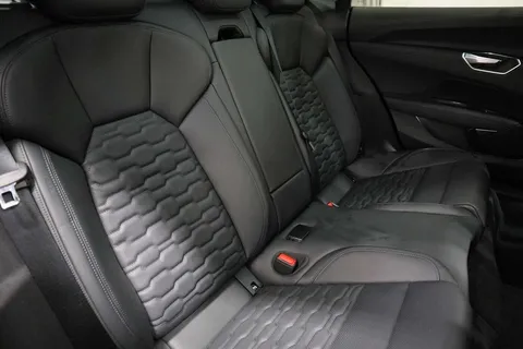 KP22GTY Audi RS e-tron GT 440,00 kW Thumbnail #9