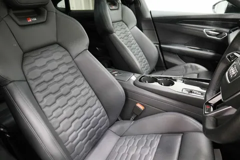 KP22GTY Audi RS e-tron GT 440,00 kW Thumbnail #10