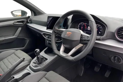 SEAT Ibiza 1.0 TSI XCELLENCE Lux Euro 6 (s/s) 5dr Thumbnail #8