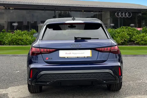 DF74RGO Audi A3 Black Edition 35 TFSI 150 PS S tronic Thumbnail #5