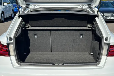 BA72FTZ Audi A1 1.0 TFSI 30 S line Sportback 5dr Petrol Manual Euro 6 (s/s) (110 ps) Thumbnail #7