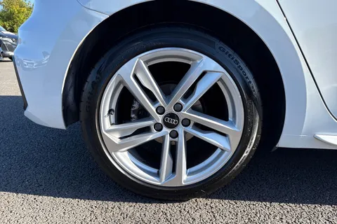 BA72FTZ Audi A1 1.0 TFSI 30 S line Sportback 5dr Petrol Manual Euro 6 (s/s) (110 ps) Thumbnail #11