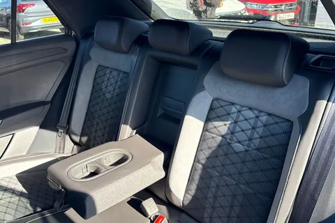 KP25OOW Volkswagen T-Roc 2.0 TDI 150 EVO R-Line 5dr DSG | Rear View Camera | Heated Seats Thumbnail #20