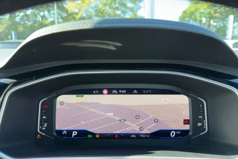 KP25OOW Volkswagen T-Roc 2.0 TDI 150 EVO R-Line 5dr DSG | Rear View Camera | Heated Seats Thumbnail #27