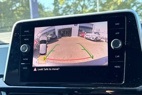 KP25OOW Volkswagen T-Roc 2.0 TDI 150 EVO R-Line 5dr DSG | Rear View Camera | Heated Seats Thumbnail #37