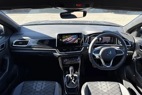 KP25OOW Volkswagen T-Roc 2.0 TDI 150 EVO R-Line 5dr DSG | Rear View Camera | Heated Seats Thumbnail #42