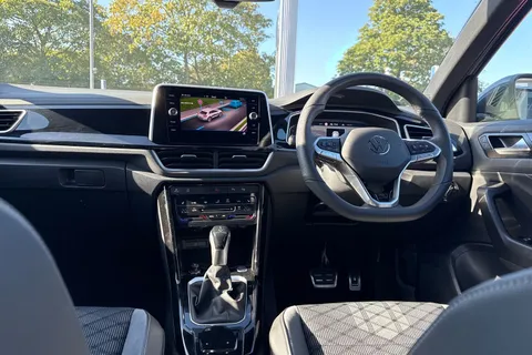 KP25OOW Volkswagen T-Roc 2.0 TDI 150 EVO R-Line 5dr DSG | Rear View Camera | Heated Seats Thumbnail #43