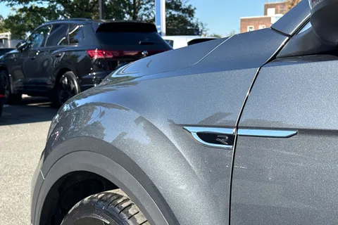 KP25OOW Volkswagen T-Roc 2.0 TDI 150 EVO R-Line 5dr DSG | Rear View Camera | Heated Seats Thumbnail #44