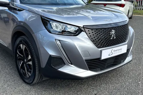 WG21JCZ PEUGEOT 2008 1.2 PureTech Allure EAT Euro 6 (s/s) 5dr Thumbnail #9