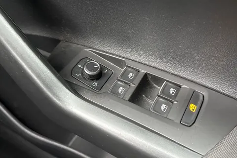 28 of 53 for VOLKSWAGEN POLO 1.0 TSI 115 SEL 5dr DSG