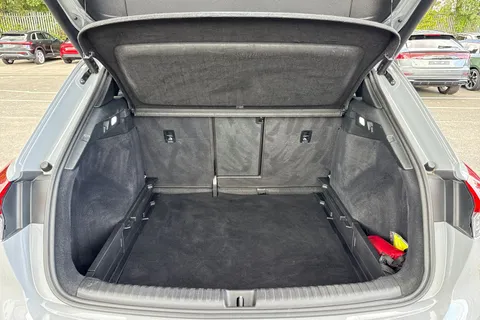 PL21HLW Audi Q4 e-tron Q4  Launch Edition 40 e-tron  150,00 kW Thumbnail #7