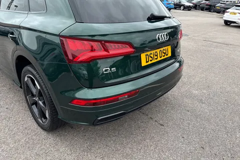 DS19OSU Audi Q5 Black Edition 40 TDI quattro 190 PS S tronic Thumbnail #8