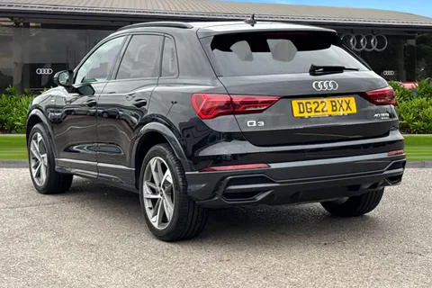 DG22BXX Audi Q3 Black Edition 40 TFSI quattro 190 PS S tronic Thumbnail #3