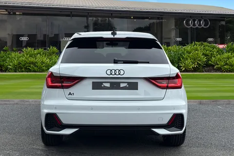 Audi A1 1.0 TFSI 25 Black Edition Sportback Euro 6 (s/s) 5dr Thumbnail #5