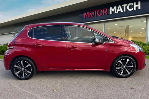 YG19EKF PEUGEOT 208 1.2 PureTech Tech Edition Euro 6 (s/s) 5dr Thumbnail #4