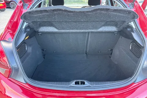 YG19EKF PEUGEOT 208 1.2 PureTech Tech Edition Euro 6 (s/s) 5dr Thumbnail #7