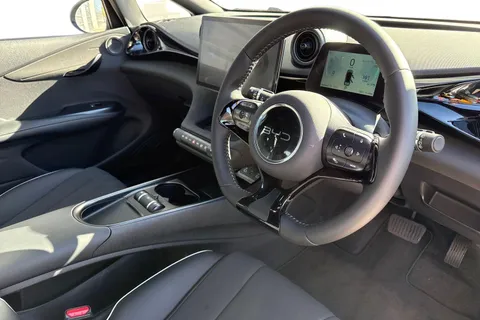 DS25UAG BYD Dolphin 44.9kWh Boost Auto 5dr Thumbnail #8