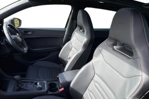 KW25BHV CUPRA Ateca 2.0 TSI VZ3 DSG 4Drive Euro 6 (s/s) 5dr Thumbnail #11