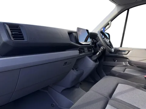 MT25WYC Volkswagen Crafter 2.0 TDI 163PS HDE Commerce Plus High Roof Van Thumbnail #9