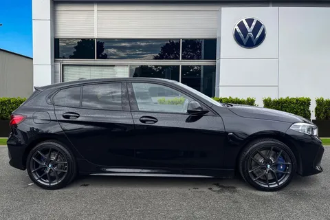 YB73KMX BMW 1 Series 1.5 118i M Sport (LCP) DCT Euro 6 (s/s) 5dr Thumbnail #4