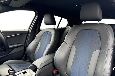 YB73KMX BMW 1 Series 1.5 118i M Sport (LCP) DCT Euro 6 (s/s) 5dr Thumbnail #11