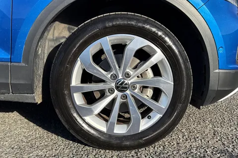 DP22SYH Volkswagen T-Roc 1.0 TSI Life Euro 6 (s/s) 5dr Thumbnail #10