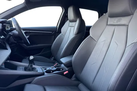 DX25ULP Audi A3 Black Edition 35 TFSI 150 PS 6-speed Thumbnail #11