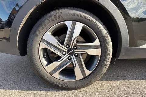 LJ73GSP Kia Sorento 1.6 h T-GDi Edition Auto AWD Euro 6 (s/s) 5dr Thumbnail #11