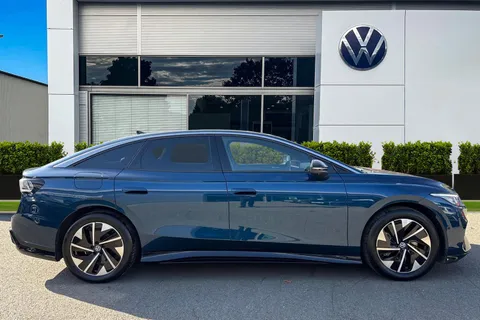 KT74OUV Volkswagen Id.7 210kW Match Pro 77kWh 5dr Auto Thumbnail #4