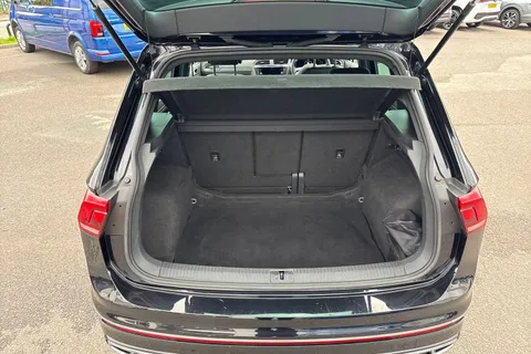 OX72BUH Volkswagen Tiguan 1.5 TSI 150 R-Line Edition 5dr DSG Thumbnail #7