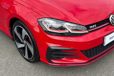 MW18YYN Volkswagen Golf 2.0 TSI GTI 3dr | Heated Seats | App Connect Thumbnail #9
