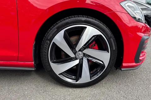 MW18YYN Volkswagen Golf 2.0 TSI GTI 3dr | Heated Seats | App Connect Thumbnail #10