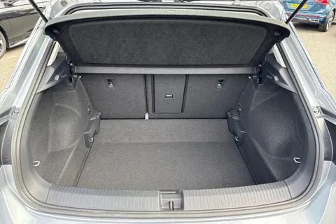 DG23KCC Volkswagen T-Roc 1.5 TSI Life 5dr | Rear Camera | App Connect Thumbnail #7