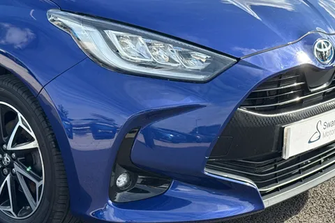 DE70ZXB Toyota Yaris 1.5 VVT-h Design E-CVT Euro 6 (s/s) 5dr Thumbnail #9