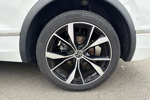 12 of 50 for VOLKSWAGEN TIGUAN ALLSPACE 2.0 TDI R-Line 5dr DSG