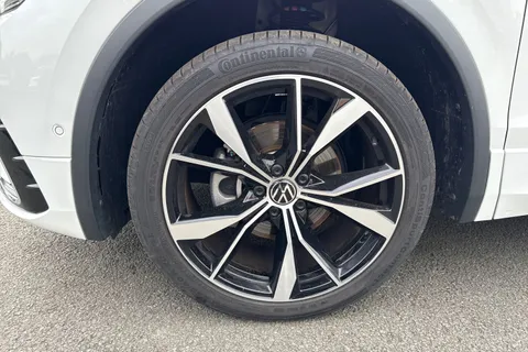 13 of 50 for VOLKSWAGEN TIGUAN ALLSPACE 2.0 TDI R-Line 5dr DSG