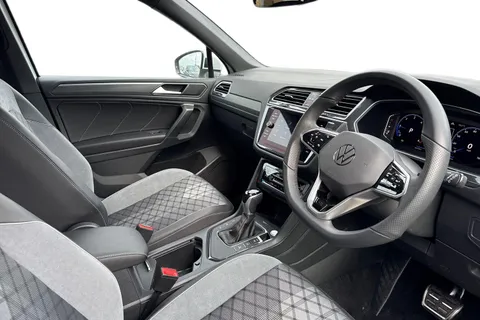 14 of 50 for VOLKSWAGEN TIGUAN ALLSPACE 2.0 TDI R-Line 5dr DSG