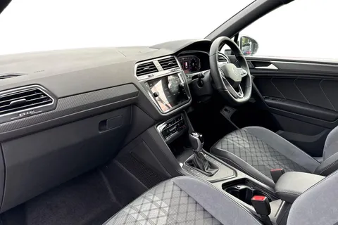 15 of 50 for VOLKSWAGEN TIGUAN ALLSPACE 2.0 TDI R-Line 5dr DSG