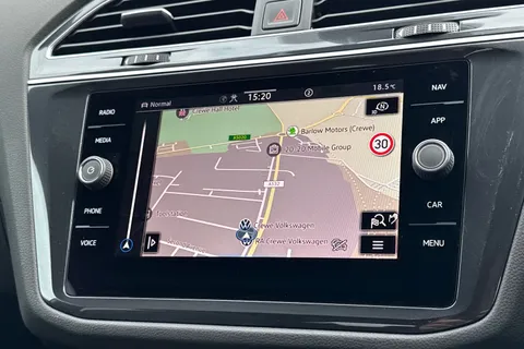 17 of 50 for VOLKSWAGEN TIGUAN ALLSPACE 2.0 TDI R-Line 5dr DSG