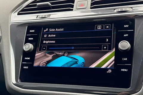 33 of 50 for VOLKSWAGEN TIGUAN ALLSPACE 2.0 TDI R-Line 5dr DSG