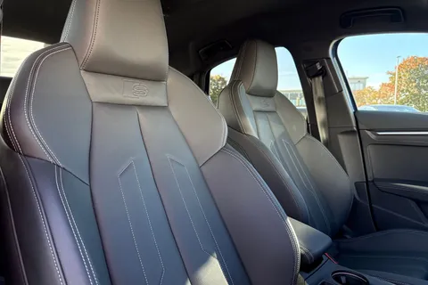 PK25MKC Audi A3 Black Edition 35 TFSI  150 PS S tronic Thumbnail #24