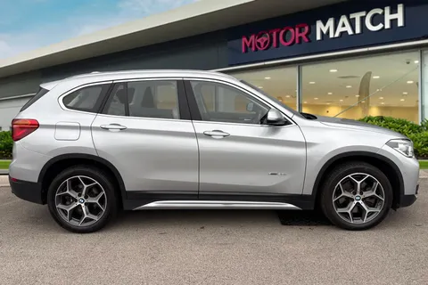 KR17WAU BMW X1 2.0 20i xLine Auto xDrive Euro 6 (s/s) 5dr Thumbnail #4