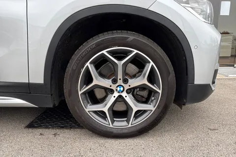 KR17WAU BMW X1 2.0 20i xLine Auto xDrive Euro 6 (s/s) 5dr Thumbnail #10