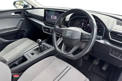 14 of 62 for SEAT LEON 1.0 TSI EVO SE Dynamic 5dr