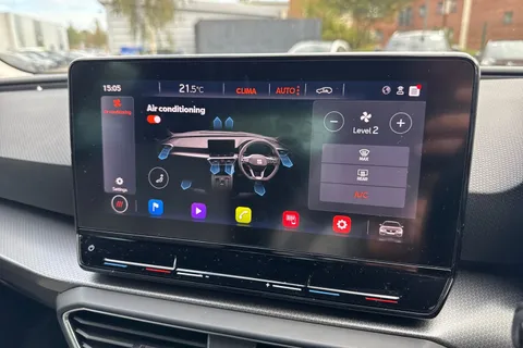 22 of 62 for SEAT LEON 1.0 TSI EVO SE Dynamic 5dr